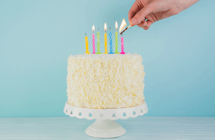 Nesta quinta tem bolo de aniversário do Hospital no refeitório!