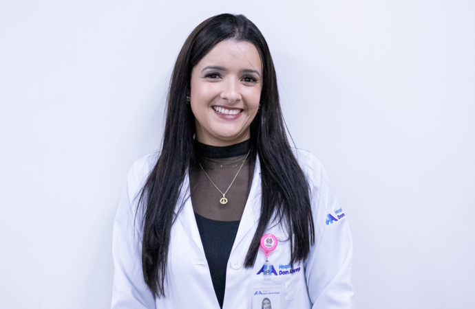 Nova coordenadora assume o Laboratório do Hospital Dom Alvarenga